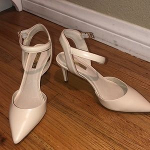 Louise et Cie Pointy Heel with Strap